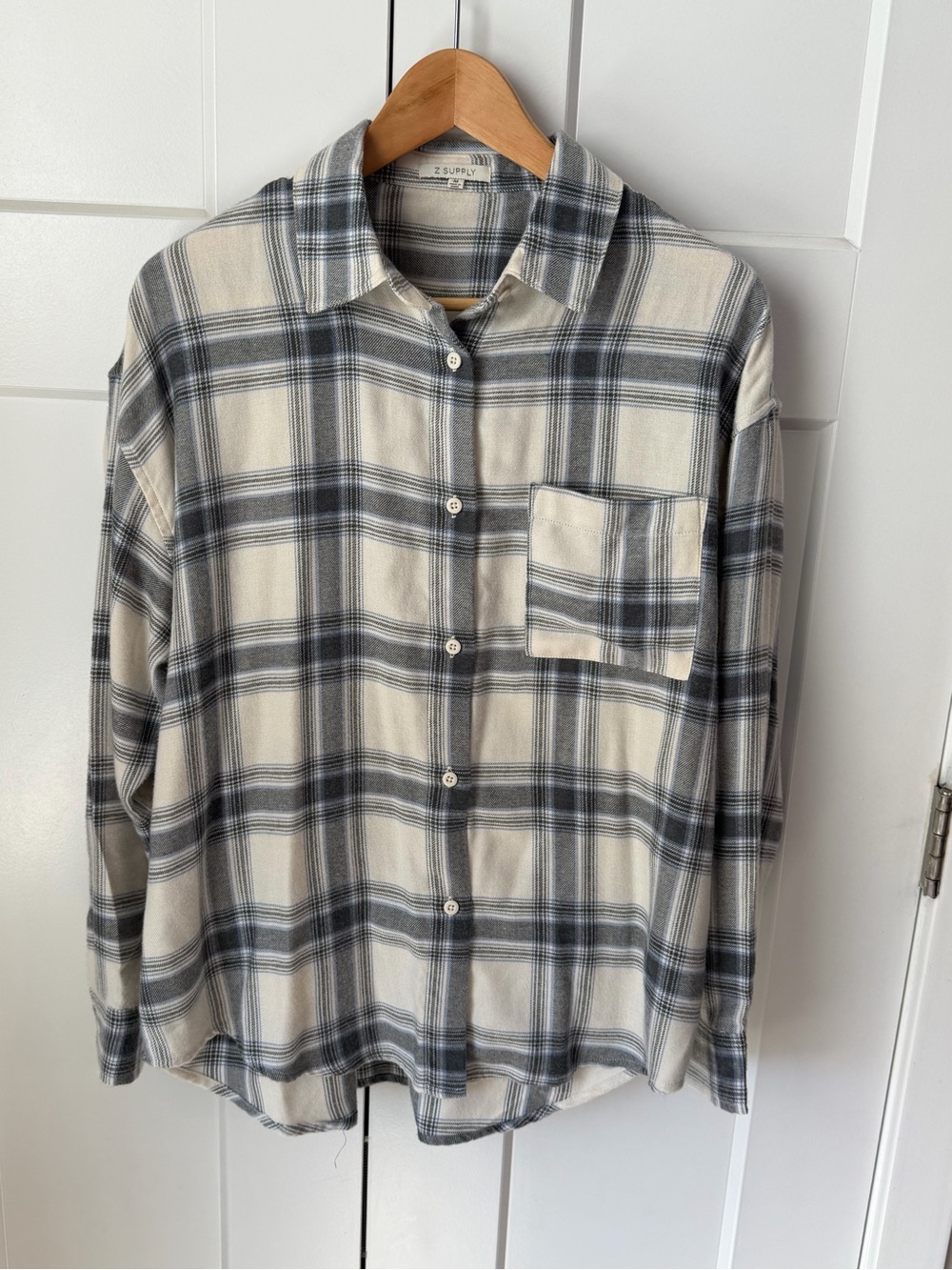 Z Supply Cream & Gray Plaid Button-Down Shirt